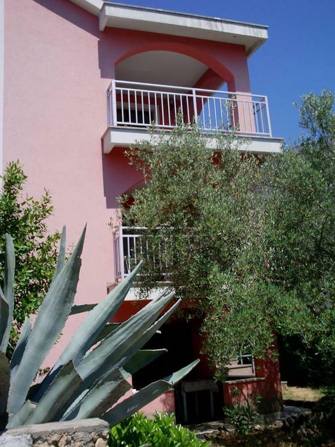 Apartmani Vesna Пинезичи Экстерьер фото
